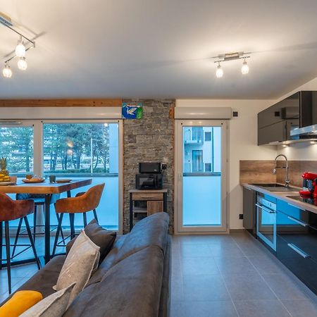 Charmant Appartement A 5 Minutes A Pied De La Vielle Ville Annecy Avec Parking Prive Esterno foto